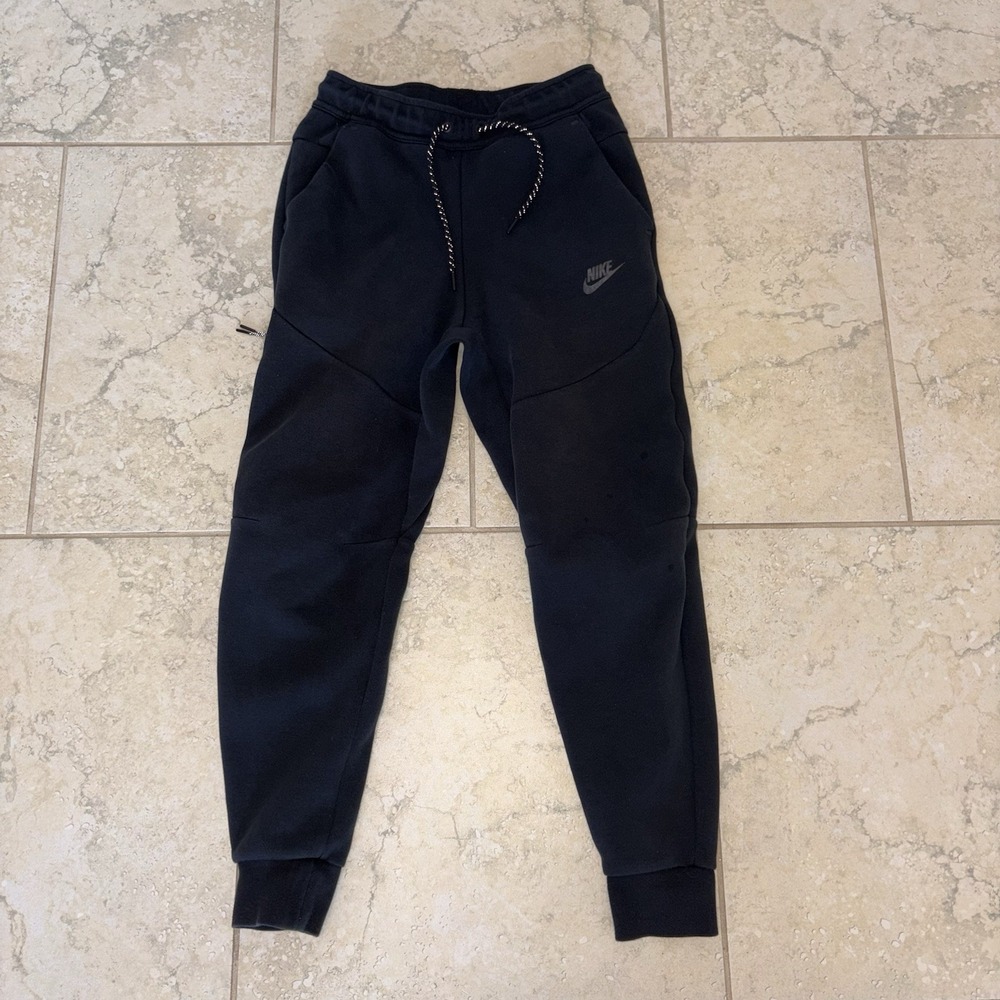 Nike Tech Fleece Pants Mens XS Black Joggers Sweatpants Zip CU4495-010 Spots